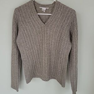EVELYN GRACE sage green cable knit cashmere sweater.  Size M.